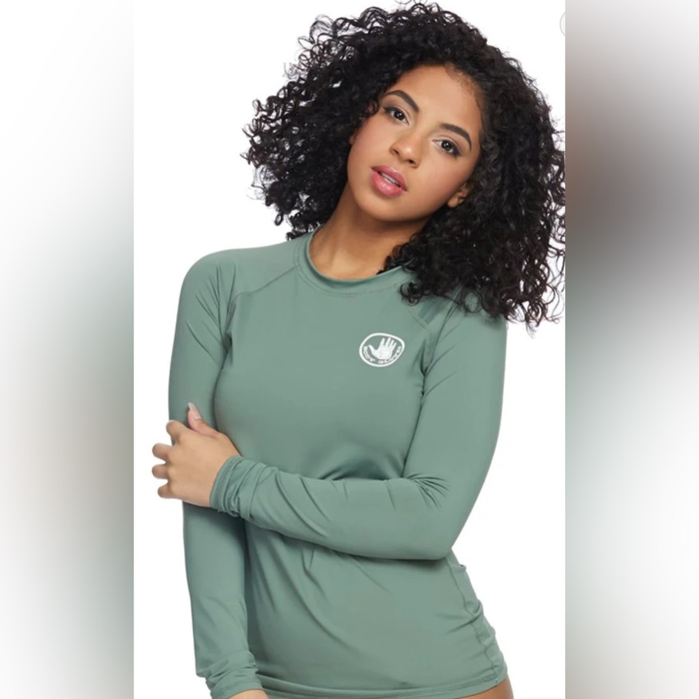 Body Glove Women's Smoothies Sleek Long Sleeve Rash Guard in Cactus XL